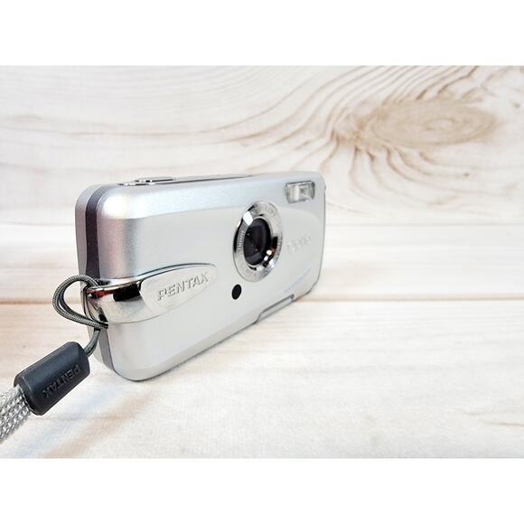 Pentax Optio W30, 7.1 MP Waterproof Dustproof Digital Camera & Battery Tested - Picture 10 of 15